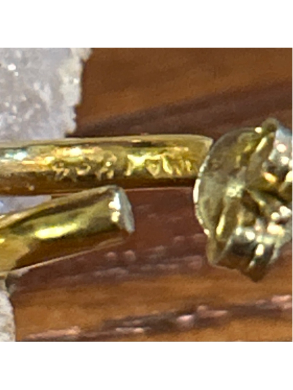 MMA 1984 EARRINGS WITH LARGE FAUX PEARLS gold tone beauties - Picture 5 of 5